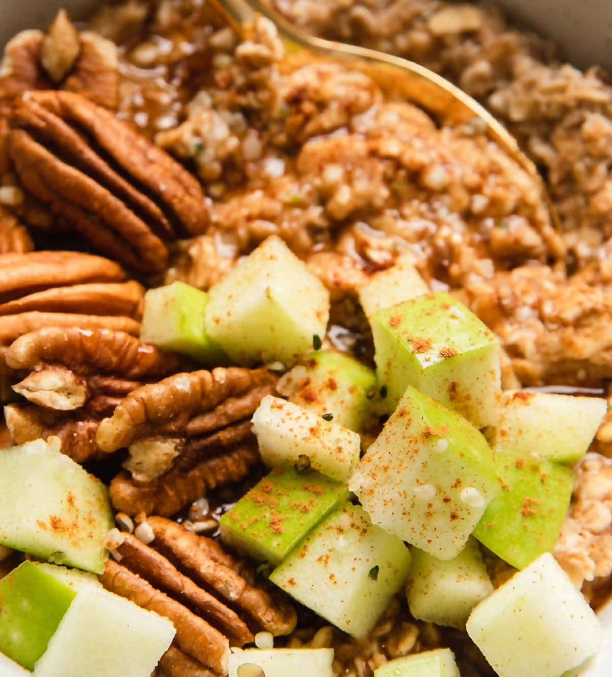 Apple Cinnamon Pecan Superfood Oat Cup